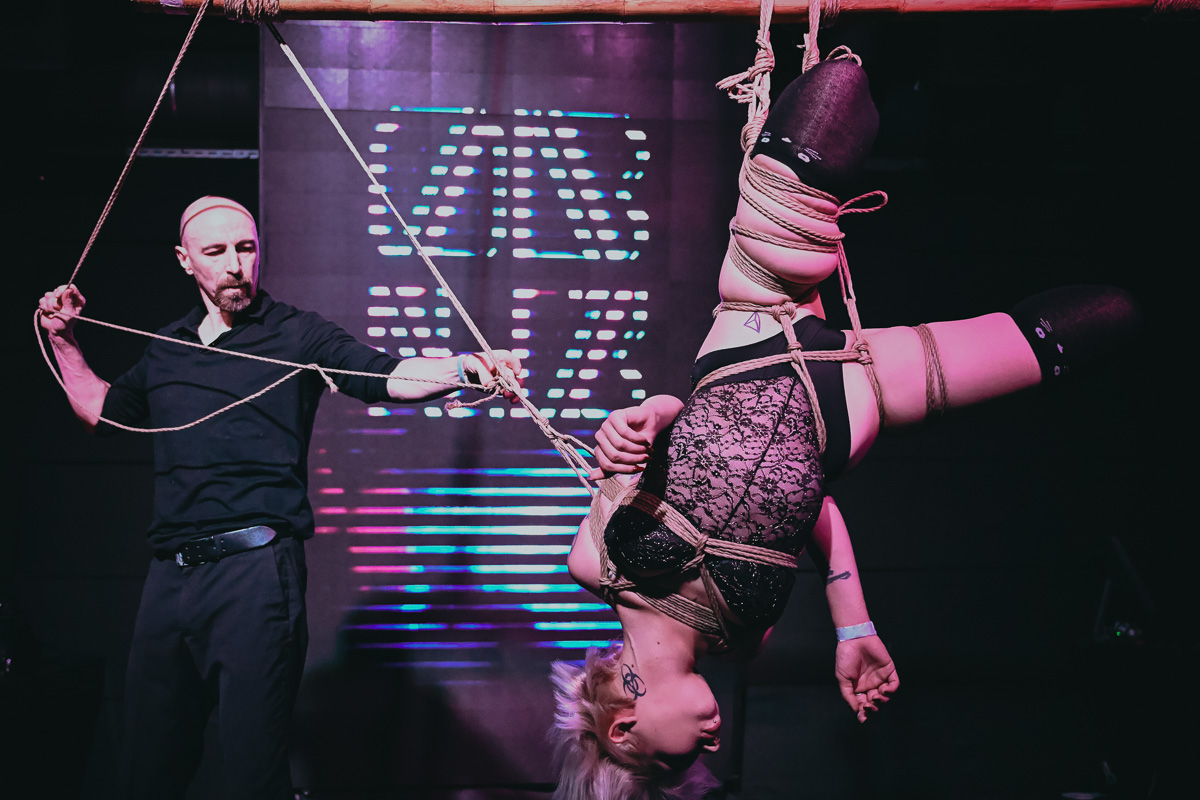 Shibari Performance by Ludvig